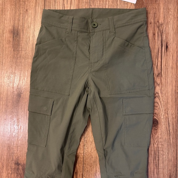 Eddie Bauer Green Cargo Pants - Picture 3 of 7